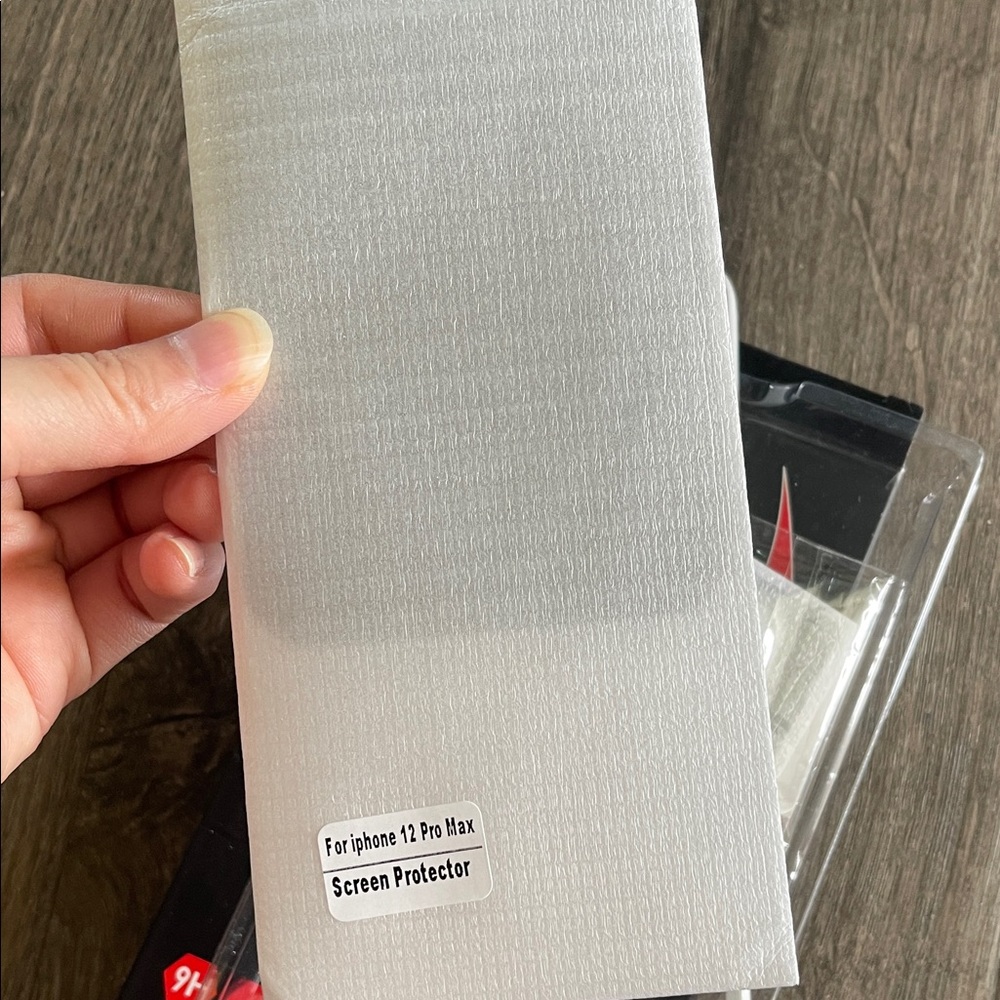 Tauri Glass Screen Protector - Picture 2 of 4